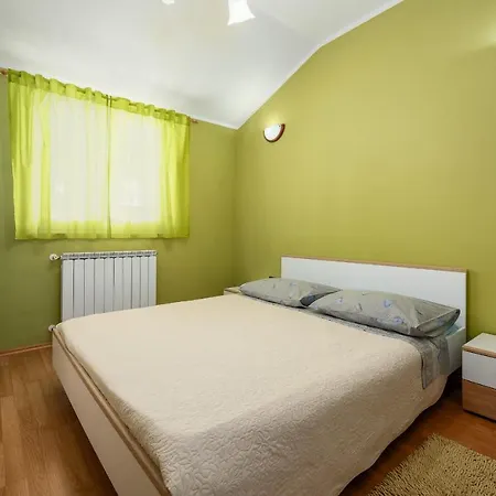 House Semy With Private Pool