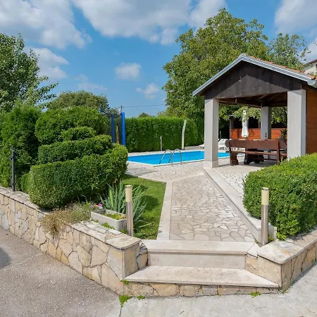 House Semy With Private Pool * Pazin