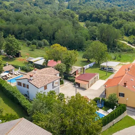 Villa House Semy With Private Pool *