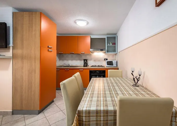 House Semy With Private Pool *